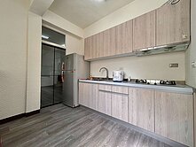 鼎中商圈︱採光通風佳︱活巷邊間翻新二樓優質美寓