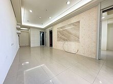 楠仔坑運動中心｜華雄交響苑｜３房+平車｜邊間