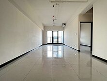 一中商圈旁全新未住四房平車，高樓視野戶CP值超高!