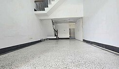 橋頭科學園區友情路旁臨路透天