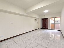 明星學區💁🏻新青安首選🌳次頂樓採光三房+車