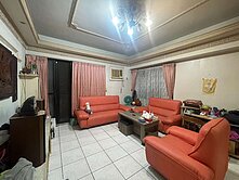 軍功&amp;東山商圈!黃金地段超大四房+雙平車