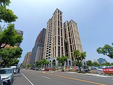高雄市中心★京城圓頂 大型辦公金店面