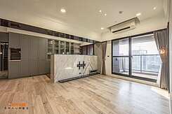 高鐵榮總特區｜M+｜高樓景觀精裝3+1房平車