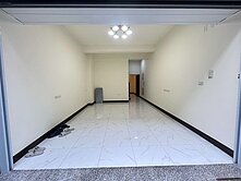 吉林商圈翻新車庫透天