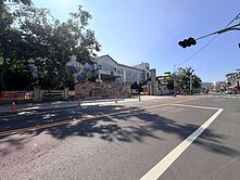 【吳虹誼】仁武區八卦國小正對面穩定收租店面