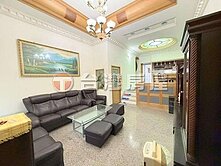 中豐路旁花園別墅