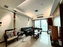 市心景觀三房車