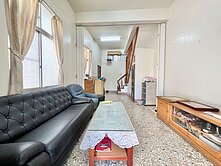 中西區正民生路人潮車潮金旺店住