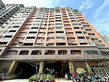 誠售價可談!鼎力路緯城貴賓三房平移車位｜鼎中商圈