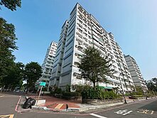 德安公教近輕軌站高樓層雙衛開窗大3房平車