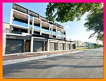 降價~大坪頂運動公園#大路邊間4房車墅#傳統格局