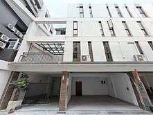 八卦國小10米大面寬雙車透天