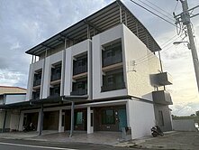 宜市七張三車位4房邊間透天~台灣房屋婕如~小豬