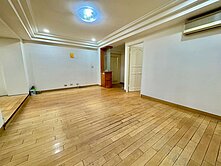 三重捷運邊間採光大三房華廈