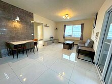 近捷運草衙站面公園一層一戶陽台進出翻新三樓公寓