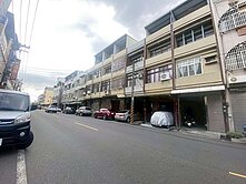 黃埔新村陸軍官校臨12米路店住騎樓透天