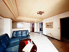 獨家! 信義國小 超低價2房 用套房價格買2房 