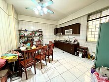 大里二期邊間雙車別墅