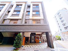 新楠家樂福仁翔社區幸福墅邊間三車孝親美墅