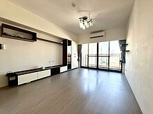 南屯丨彩虹城丨大2房2衛浴+休旅車位丨輕裝潢視野戶