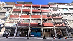 南苗商圈大坪數前停優質美透天+店面