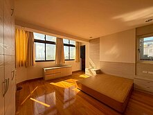 天母邊間採光管理三房有車位-住商張貴英