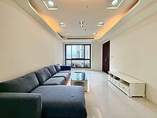 L.L｜五期惠宇清寬｜朝東三房坪效佳｜B2平面車位