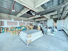 L.L｜環球經貿中心｜七期唯一扣車35萬以下