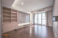 美術館內惟｜水山硯NO.3｜質感大二房平車