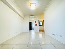 豐原｜觀自在｜邊間採光明亮通風方正三房附休旅車位