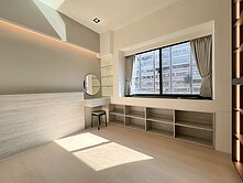 東區忠孝敦化站步行3分鐘精緻2房挑高3米住商沛淇