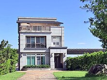 近未來高鐵氣派電梯大農舍