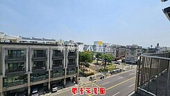 虎尾寮大露台，臨路12米路，雙車墅