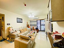 北太平中國醫９年屋！室內32坪大四房連號雙平車！