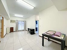 南區.五權天下.三房平車.低總價輕鬆入手