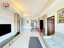 雷諾瓦山景美裝三房+車位~同心圓賴歆曄