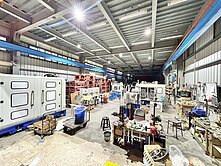 有影片《土地393坪》40呎貨櫃車梯3噸天車吊窗口