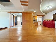 文心捷運旁⭐入門玄關4房+平車⭐低公設低管理費