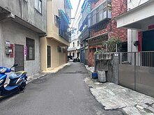 #G05小大湳捷運站~公寓價買透天穩定收租