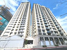 捷運富域全新高樓景觀3房平車0935915351