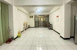 板橋火車站海山學區邊間一樓