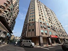 享愛安平閱讀左岸收租約9米大面寬2房樓店