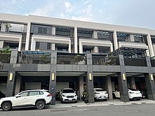 鳳頂商圈臨15米路電梯透天4樓店住