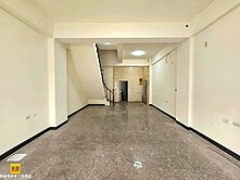 大路邊 邊間正四樓騎樓店面住家