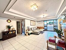 屋主大降價~安平稀有釋出三房+車位