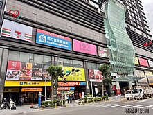 行情釋出💖小碧潭生活圈水岸巴黎邊間四房