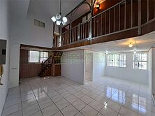 八里摩登原始人社區挑高樓中樓三房面河景觀+車位