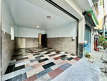 【華鳳特區-經武商圈】傳統格局邊間車庫透天