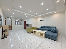 超低總價近交流道/屋況佳西區大兩房電梯